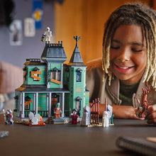 Load image into Gallery viewer, LEGO Creator 3-in-1 31167 Haunted Mansion - Brick Store