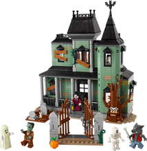 Load image into Gallery viewer, LEGO Creator 3-in-1 31167 Haunted Mansion - Brick Store