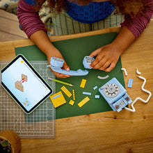 Load image into Gallery viewer, LEGO Creator 3-in-1 31174 Retro Telephone - Brick Store