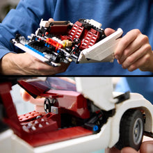 Load image into Gallery viewer, LEGO Creator Expert 10337 Lamborghini Countach 5000 Quattrovalvole - Brick Store