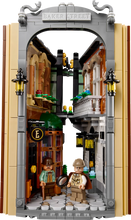 Load image into Gallery viewer, LEGO Creator Expert 10351 Sherlock Holmes: Book Nook