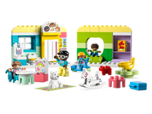 Load image into Gallery viewer, LEGO DUPLO 10992 Life At The Day Nursery