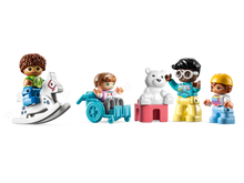 Load image into Gallery viewer, LEGO DUPLO 10992 Life At The Day Nursery