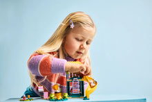 Load image into Gallery viewer, LEGO Bluey 11201 Playground Fun with Bluey and Chloe