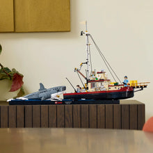 Load image into Gallery viewer, LEGO Ideas 21350 Jaws - Brick Store