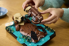 Load image into Gallery viewer, LEGO Ideas 21366 Floating Sea Otters