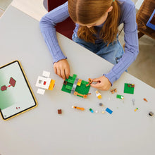 Load image into Gallery viewer, LEGO Minecraft 21585 Chicken Farm