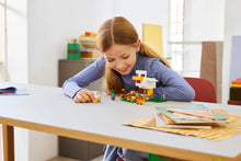 Load image into Gallery viewer, LEGO Minecraft 21585 Chicken Farm