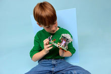 Load image into Gallery viewer, LEGO Minecraft 21586 The Pale Garden