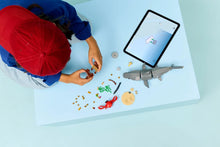 Load image into Gallery viewer, LEGO Creator 3-in-1 31381 Fierce Shark with a Treasure Chest