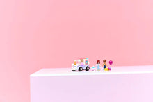 Load image into Gallery viewer, LEGO Friends 42675 Unicorn Cake Delivery Car