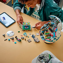 Load image into Gallery viewer, LEGO Editions Football 43019 Football