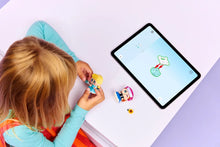 Load image into Gallery viewer, LEGO Disney 43284 Mini Anna &amp; Elsa