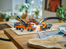 Load image into Gallery viewer, LEGO City 60467 Heavy-Duty Recovery Tow Truck with Crane