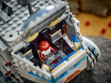 Load image into Gallery viewer, LEGO Star Wars 75413 Republic Juggernaut