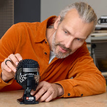 Load image into Gallery viewer, LEGO Star Wars 75415 Kylo Ren Helmet