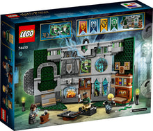 Load image into Gallery viewer, LEGO Harry Potter 76410 Slytherin House Banner - Brick Store