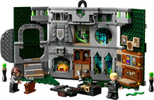 Load image into Gallery viewer, LEGO Harry Potter 76410 Slytherin House Banner - Brick Store